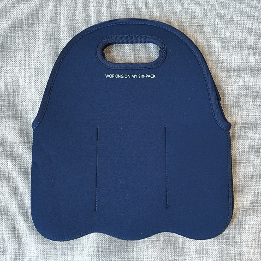 Mack Weldon insulated six-pack beverage bag - Picture 2 of 3